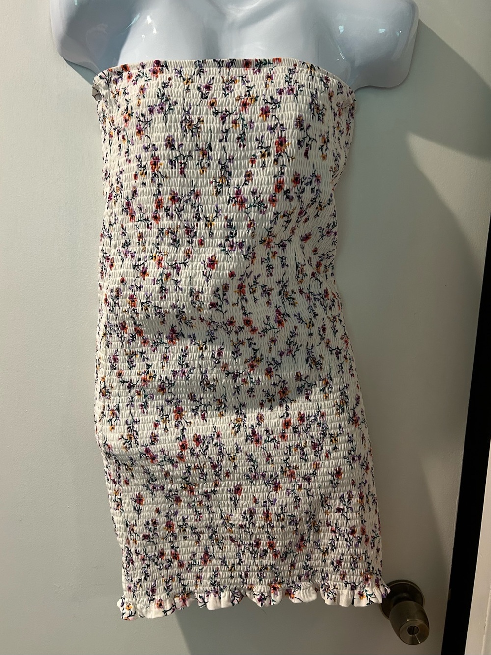 Rue21 White Strapless Smocked Floral Mini Dress